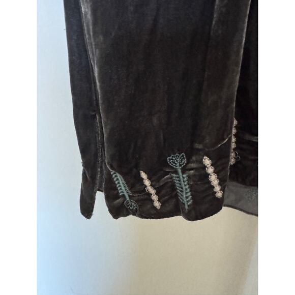 Johnny Was Nindi Velvet Embroidered Top Size Small Asymmetrical Hem Silk Blend - Picture 5 of 8